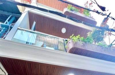 SÁT MT HOÀNG SA Q3 – NỘI THẤT SANG TRỌNG – 3 TẦNG CHỈ NHỈNH 4 TỶ